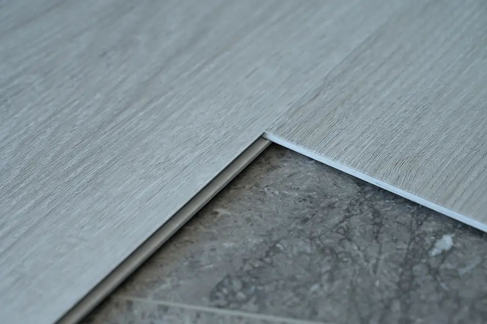 Platin Grey Detail